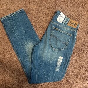 Lee Men's Blue Jeans 34 x 36 regular straight fit NWT. Big and tall men’s